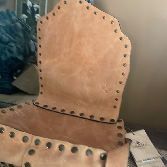 Patricia Nash Studded Saddle Bag Shoulder / Messenger Handbag NWT - Picture 8 of 11